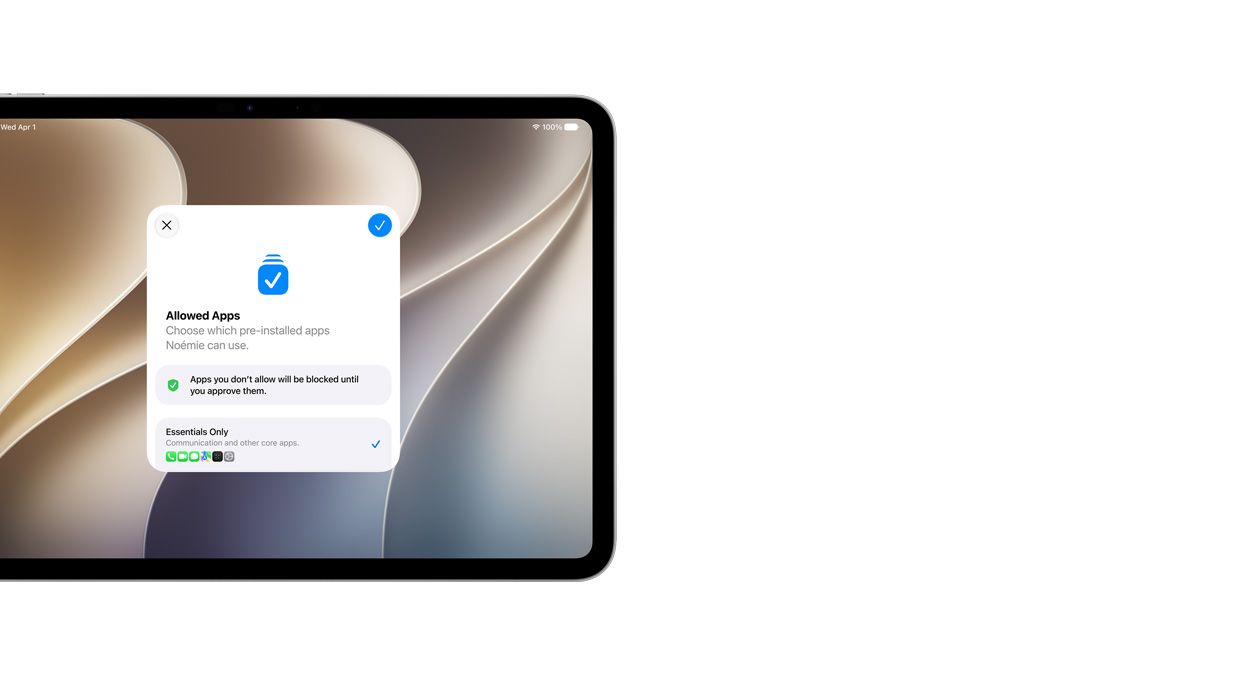 Egy 11 hüvelykes ezüstszínű iPad Pro kijelzőjén a Beállítási asszisztens alkalmazásokat mutat, amelyekből a szülők kiválaszthatják a gyermekük számára megfelelőket.